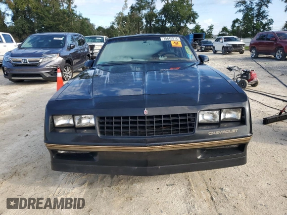 1987 Chevrolet Monte Carlo z VIN 1G1GZ11G0HP115148, wystawiony jako Copart lot #75645874 z przebiegiem 86 744 mil mil oraz Nie do naprawy. Historia ofert i sprzedaży dostępna na DreamBid. Obrazek 5.