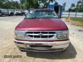 1995 Ford Explorer Eddie Bauer z VIN 1FMDU32XXSUB67930, wystawiony jako Copart lot #51514905 z przebiegiem 246 440 mil mil oraz Szkoda całkowita • Salvage title. Historia ofert i sprzedaży dostępna na DreamBid. Obrazek 5.