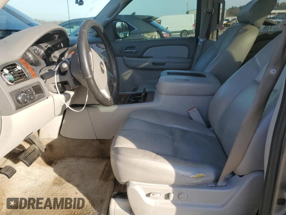 2007 Chevrolet Avalanche 3LT z VIN 3GNEC12067G311008, wystawiony jako Copart lot #45700525 z przebiegiem Nie podano mil oraz Szkoda całkowita • Salvage title. Historia ofert i sprzedaży dostępna na DreamBid. Obrazek 7.