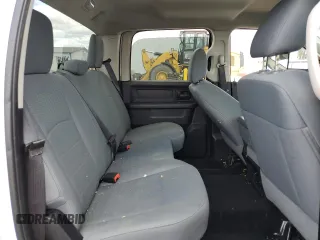 2015 Ram 2500 Tradesman z VIN 3C6UR5HL8FG615300, wystawiony jako Copart lot #56932694 z przebiegiem 167 808 mil mil oraz Szkoda całkowita • Salvage title. Historia ofert i sprzedaży dostępna na DreamBid. Obrazek 10.