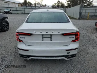 2022 Volvo S60 Momentum with VIN 7JRL12TZ1NG161943, listed as a Copart auction lot 78240024 with 37,605 mi miles and Salvage Title. Bid and sale history available at carsss.com. Image 6.