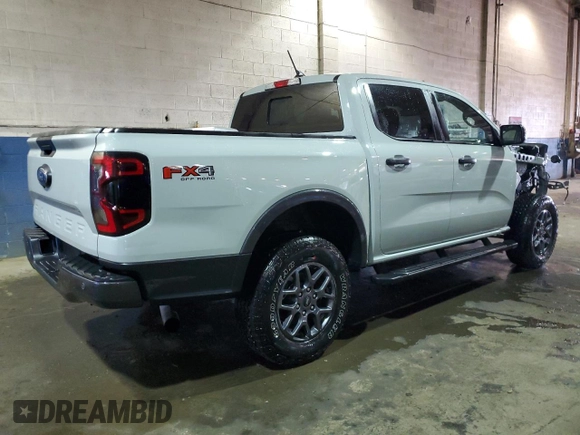 2024 Ford Ranger XLT with VIN 1FTER4HH4RLE47021, listed as a Copart auction lot 48300155 with 4,444 mi miles and Salvage Title. Bid and sale history available at carsss.com. Image 3.
