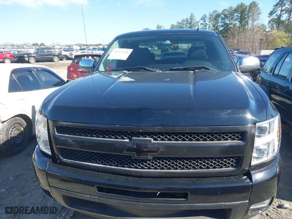 2011 Chevrolet Silverado 1500 LT with VIN 1GCRCSE03BZ335576, listed as a IAAI auction lot 41763158 with 35,574 mi miles. Bid and sale history available at carsss.com. Image 12.