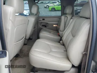 2003 Chevrolet Suburban LT with VIN 3GNEC16Z13G215015, listed as a Copart auction lot 71533544 with 430,252 mi miles and Salvage Title. Bid and sale history available at carsss.com. Image 11.