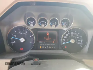 2011 Ford F-250 XL z VIN 1FT7W2BTXBEC90690, wystawiony jako Copart lot #53207505 z przebiegiem 440 987 mil mil oraz Szkody całkowita. Historia ofert i sprzedaży dostępna na DreamBid. Obrazek 9.
