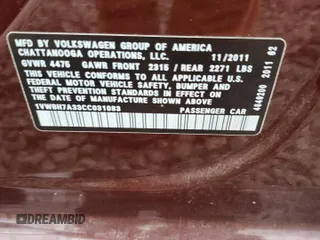 2012 Volkswagen Passat SE z VIN 1VWBH7A33CC031083, wystawiony jako Copart lot #44136025 z przebiegiem 122 007 mil mil oraz Szkoda całkowita • Salvage title. Historia ofert i sprzedaży dostępna na DreamBid. Obrazek 12.
