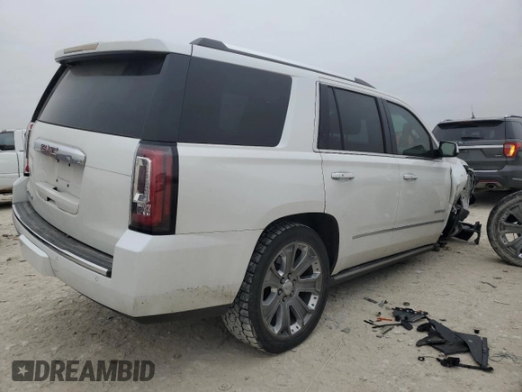 2016 GMC Yukon Denali with VIN 1GKS2CKJ8GR271098, listed as a Copart auction lot 42983315 with 109,582 mi miles and Salvage Title. Bid and sale history available at carsss.com. Image 3.