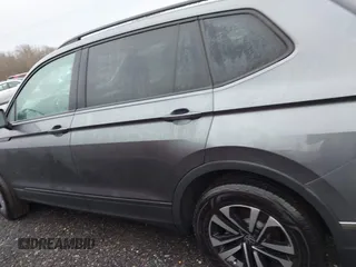 2024 Volkswagen Tiguan S with VIN 3VVRB7AX0RM001960, listed as a IAAI auction lot 41362304 with 16,655 mi miles and . Bid and sale history available at DreamBid. Image 14.
