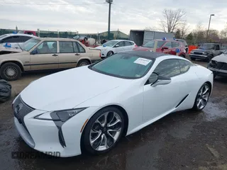 2018 Lexus LC 500h z VIN JTHHP5AY9JA000847, wystawiony jako IAAI lot #41898193 z przebiegiem 54 626 mil mil oraz . Historia ofert i sprzedaży dostępna na DreamBid. Obrazek 17.