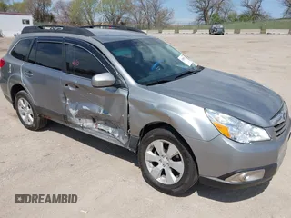 2011 Subaru Outback Premium z VIN 4S4BRCCC1B3376225, wystawiony jako IAAI lot #42080116 z przebiegiem 324 551 mil mil oraz . Historia ofert i sprzedaży dostępna na DreamBid. Obrazek 13.