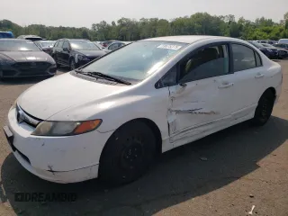 2008 Honda Civic LX z VIN 2HGFA16508H513743, wystawiony jako Copart lot #59675375 z przebiegiem 351 661 mil mil oraz Szkoda całkowita • Salvage title. Historia ofert i sprzedaży dostępna na DreamBid. Obrazek 1.