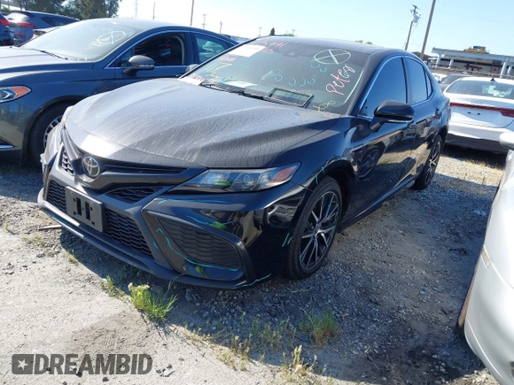 2021 Toyota Camry SE Nightshade with VIN 4T1T11AK7MU546224, listed as a IAAI auction lot 42149149 with 81,996 mi miles and . Bid and sale history available at carsss.com. Image 2.