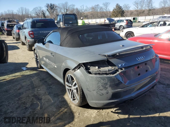 2017 Audi TT Roadster z VIN TRUT5CFV5H1006018, wystawiony jako Copart lot #88120195 z przebiegiem 30 152 mil mil oraz Szkoda całkowita • Salvage title. Historia ofert i sprzedaży dostępna na DreamBid. Obrazek 2.