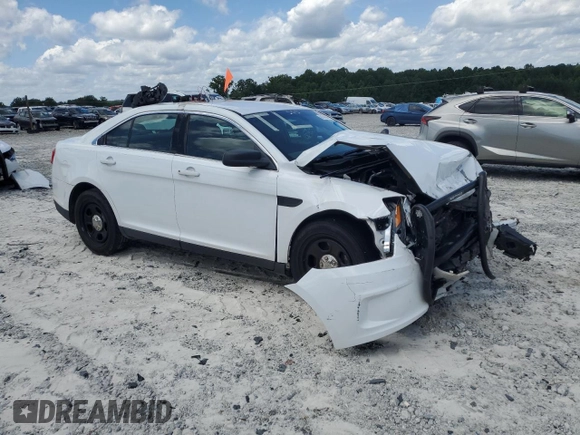 2019 Ford Police Interceptor z VIN 1FAHP2MK5KG113433, wystawiony jako Copart lot #61010045 z przebiegiem 75 950 mil mil oraz Czysty tytuł • Clean title. Historia ofert i sprzedaży dostępna na DreamBid. Obrazek 4.