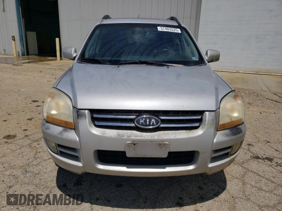 2005 Kia Sportage LX with VIN KNDJE723657067187, listed as a Copart auction lot 57403525 with 228,648 mi miles and Clean title. Bid and sale history available at DreamBid. Image 5.