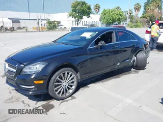 2014 Mercedes-Benz CLS 550 z VIN WDDLJ7DB7EA102563, wystawiony jako IAAI lot #42315122 z przebiegiem 92 934 mil mil oraz . Historia ofert i sprzedaży dostępna na DreamBid. Obrazek 19.