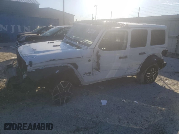 2025 Jeep Wrangler Sahara with VIN 1C4PJXENXSW500496, listed as a Copart auction lot 41934515 with 6,265 mi miles and Salvage Title. Bid and sale history available at DreamBid. Image 1.