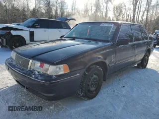 1998 Volvo S90 with VIN YV1KS9600W1132896, listed as a Copart auction lot 42171855 with 311,695 mi miles and Salvage Title. Bid and sale history available at carsss.com. Image 1.