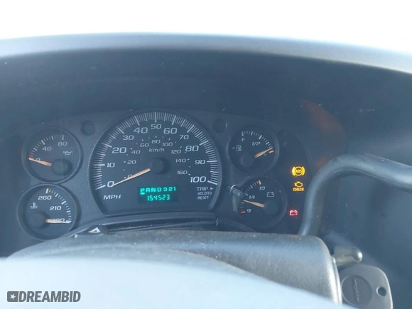 2004 Chevrolet Express Cargo Van with VIN 1GCFG15X041126375, listed as a IAAI auction lot 41413032 with 154,523 mi miles. Bid and sale history available at carsss.com. Image 7.