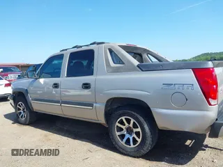 2004 Chevrolet Avalanche Z66 z VIN 3GNEC12T64G264908, wystawiony jako IAAI lot #42514551 z przebiegiem 250 862 mil mil oraz . Historia ofert i sprzedaży dostępna na DreamBid. Obrazek 14.