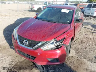 2017 Nissan Altima 2.5 SV with VIN 1N4AL3AP9HC260440, listed as a IAAI auction lot 40554116 with 130,467 mi miles. Bid and sale history available at carsss.com. Image 18.