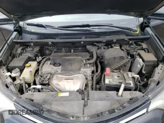 2018 Toyota RAV4 XLE with VIN 2T3WFREV0JW484430, listed as a Copart auction lot 55878455 with 132,335 mi miles and Salvage title. Bid and sale history available at DreamBid. Image 12.