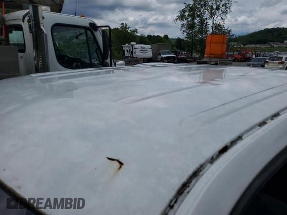 2013 Ford F-150 XL z VIN 1FTEX1EM7DKF27157, wystawiony jako IAAI lot #42786348 z przebiegiem 157 918 mil mil oraz . Historia ofert i sprzedaży dostępna na DreamBid. Obrazek 25.