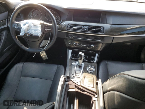 2013 BMW 5 Series 528i with VIN WBAXG5C53DDY33365, listed as a Copart auction lot 44193375 with 87,869 mi miles and Clean Title. Bid and sale history available at carsss.com. Image 8.