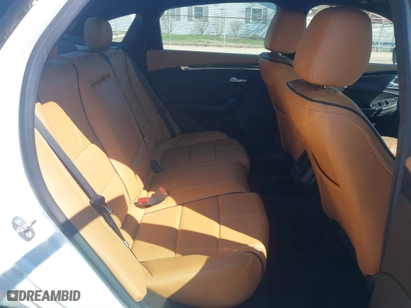 2015 Chevrolet Impala LTZ with VIN 1G1165S37FU131864, listed as a IAAI auction lot 41897287 with 81,307 mi miles. Bid and sale history available at carsss.com. Image 8.