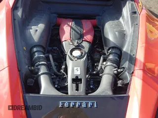 2021 Ferrari F8 z VIN ZFF92LLAXM0268231, wystawiony jako IAAI lot #41442929 z przebiegiem 6157 mil mil oraz . Historia ofert i sprzedaży dostępna na DreamBid. Obrazek 10.