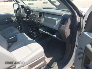 2015 Ford F-250 XLT z VIN 1FT7X2A6XFEB14897, wystawiony jako IAAI lot #42218738 z przebiegiem Nie podano mil oraz . Historia ofert i sprzedaży dostępna na DreamBid. Obrazek 5.