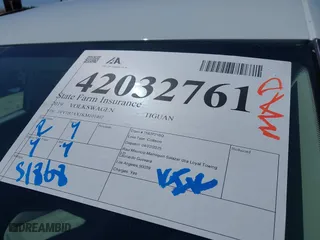 2019 Volkswagen Tiguan S with VIN 3VV1B7AX1KM101407, listed as a IAAI auction lot 42032761 with 51,868 mi miles. Bid and sale history available at carsss.com. Image 17.