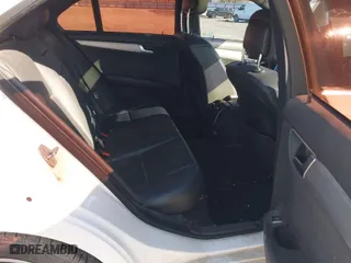 2014 Mercedes-Benz C-Class C 300 Sport with VIN WDDGF8AB5ER324999, listed as a IAAI auction lot 41498311 with 133,914 mi miles. Bid and sale history available at carsss.com. Image 8.