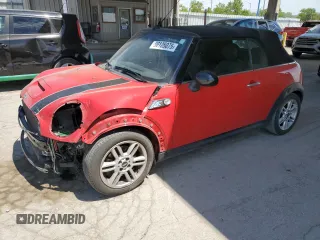 2014 MINI Convertible S z VIN WMWZP3C53ET707611, wystawiony jako Copart lot #56125075 z przebiegiem 89 061 mil mil oraz Szkoda całkowita • Salvage title. Historia ofert i sprzedaży dostępna na DreamBid. Obrazek 1.
