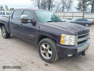 2008 Chevrolet Silverado 1500 LTZ with VIN 2GCEC13Y281121522, listed as a IAAI auction lot 41636172 with 274,769 mi miles. Bid and sale history available at carsss.com. Image 1.