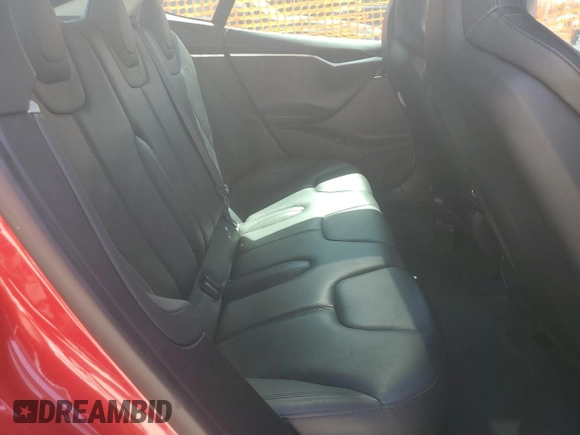 2014 Tesla Model S 60 z VIN 5YJSA1H19EFP27946, wystawiony jako Copart lot #61284625 z przebiegiem 109 147 mil mil oraz Szkoda całkowita • Salvage title. Historia ofert i sprzedaży dostępna na DreamBid. Obrazek 10.