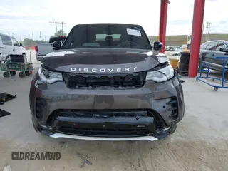 2023 Land Rover Discovery Metropolitan Edition with VIN SALRW4EU9P2467157, listed as a IAAI auction lot 41203156 with 32,071 mi miles. Bid and sale history available at carsss.com. Image 13.