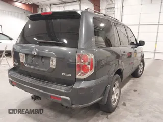 2006 Honda Pilot EX z VIN 2HKYF18466H504644, wystawiony jako IAAI lot #41949350 z przebiegiem 256 464 mil mil oraz . Historia ofert i sprzedaży dostępna na DreamBid. Obrazek 4.