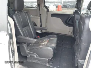 2014 Chrysler Town & Country Touring with VIN 2C4RC1BG8ER255121, listed as a IAAI auction lot 41518676 with 46,087 mi miles. Bid and sale history available at carsss.com. Image 8.