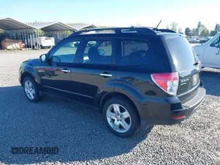 2010 Subaru Forester 2.5X Premium with VIN JF2SH6CC2AH730085, listed as a IAAI auction lot 42052868 with 140,447 mi miles. Bid and sale history available at carsss.com. Image 3.