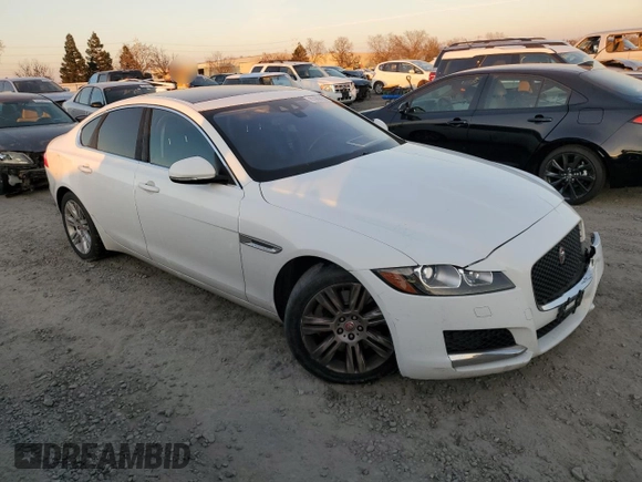 2017 Jaguar XF 35t Premium with VIN SAJBD4BV2HCY32514, listed as a Copart auction lot 87969435 with 118,142 mi miles and Salvage Title. Bid and sale history available at carsss.com. Image 4.