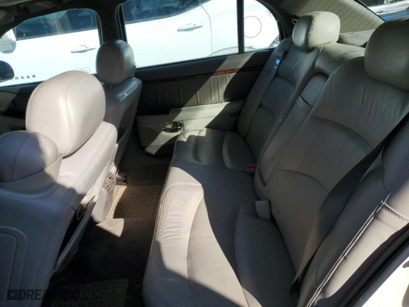 2003 Buick Park Avenue Ultra with VIN 1G4CU541234156714, listed as a Copart auction lot 43635974 with 111892 miles and Salvage Title. Bid and sale history available at carsss.com. Image 10.