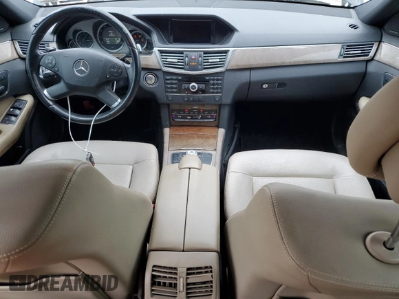 2011 Mercedes-Benz E 350 Luxury с VIN WDDHF8HBXBA392090, выставлен на аукционе Copart как лот 58540455 с пробегом 168 529 миль миль и Списание • Salvage title. История ставок и продаж доступна на DreamBid. Изображение 8.
