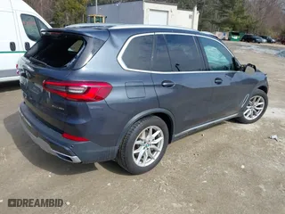 2019 BMW X5 xDrive40i with VIN 5UXCR6C55KLL27667, listed as a IAAI auction lot 41696852 with 55,387 mi miles. Bid and sale history available at carsss.com. Image 4.