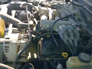 2001 Ford Mustang Standard z VIN 1FAFP40401F144846, wystawiony jako IAAI lot #43521202 z przebiegiem Nie podano mil oraz . Historia ofert i sprzedaży dostępna na DreamBid. Obrazek 13.