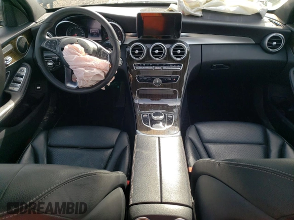 2018 Mercedes-Benz C 300 with VIN 55SWF4JB7JU257190, listed as a Copart auction lot 47238505 with 61,712 mi miles and Salvage title. Bid and sale history available at DreamBid. Image 8.