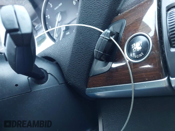 2013 BMW X5 xDrive50i с VIN 5UXZV8C57D0C15445, выставлен на аукционе IAAI как лот 42508989 с пробегом 102 212 миль миль и . История ставок и продаж доступна на DreamBid. Изображение 11.