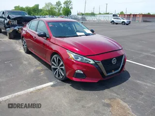 2022 Nissan Altima 2.5 SR with VIN 1N4BL4CV1NN349635, listed as a IAAI auction lot 42181235 with 42,140 mi miles. Bid and sale history available at carsss.com. Image 1.