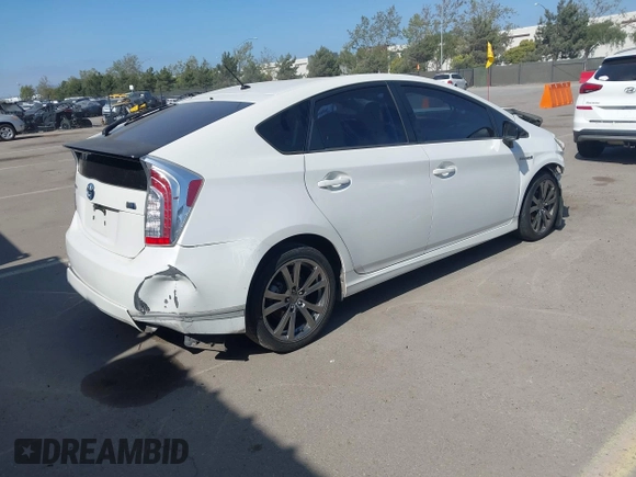 2013 Toyota Prius One with VIN JTDKN3DU8D5672924, listed as a IAAI auction lot 42011744 with 153,772 mi miles. Bid and sale history available at carsss.com. Image 4.