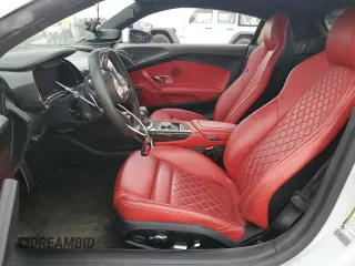 2022 Audi R8 performance quattro z VIN WUACEAFX2N7900201, wystawiony jako Copart lot #82878454 z przebiegiem 4 248 mil mil oraz Czysty tytuł • Clean title. Historia ofert i sprzedaży dostępna na DreamBid. Obrazek 7.